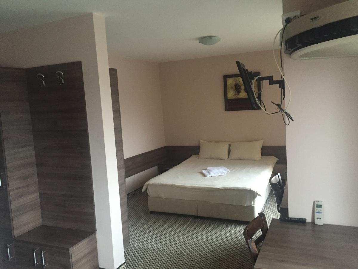 Motel Maritsa Дімітровград Екстер'єр фото